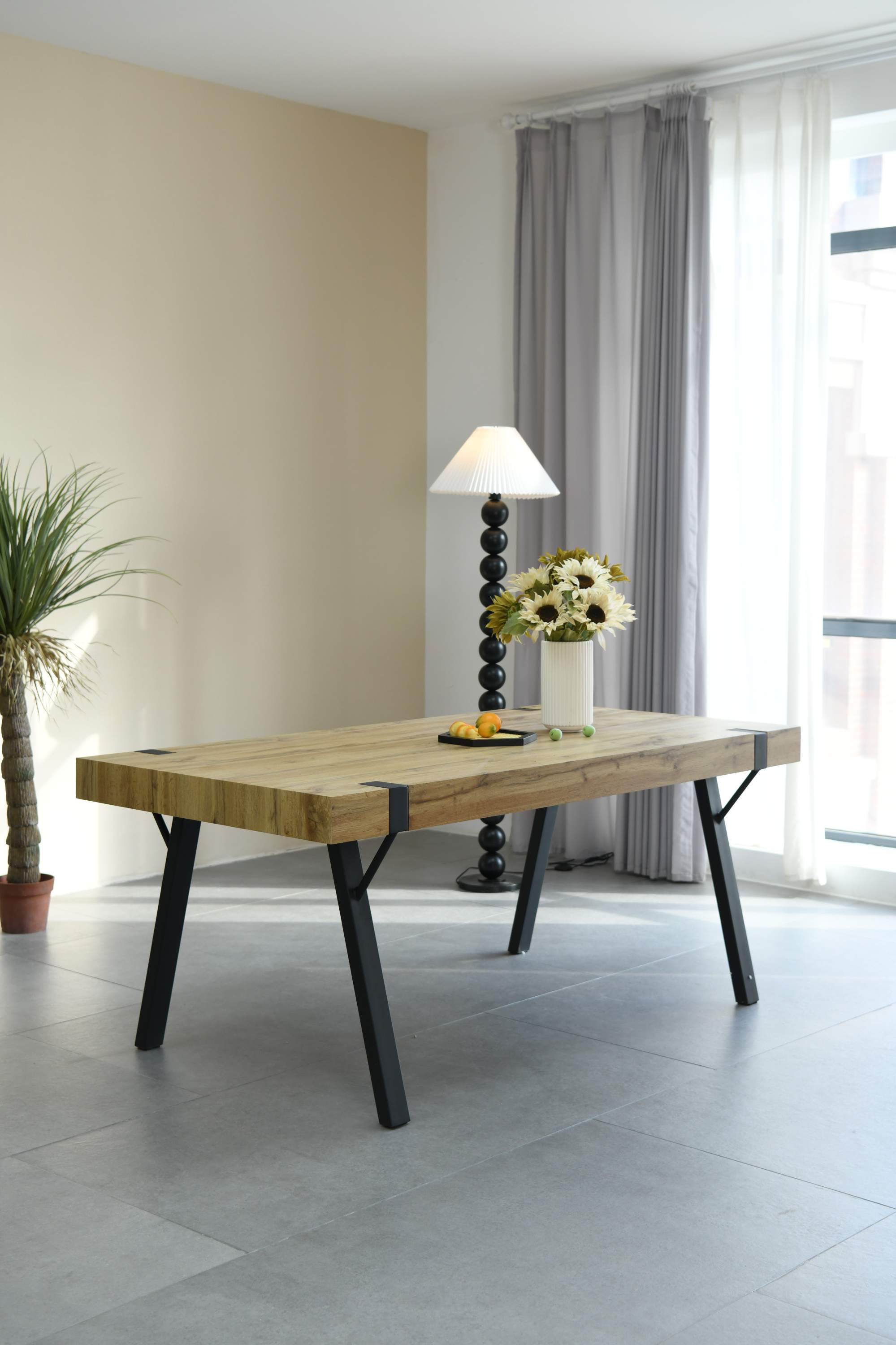 Newark Medium 1.6m Dining Table (7018383245376)