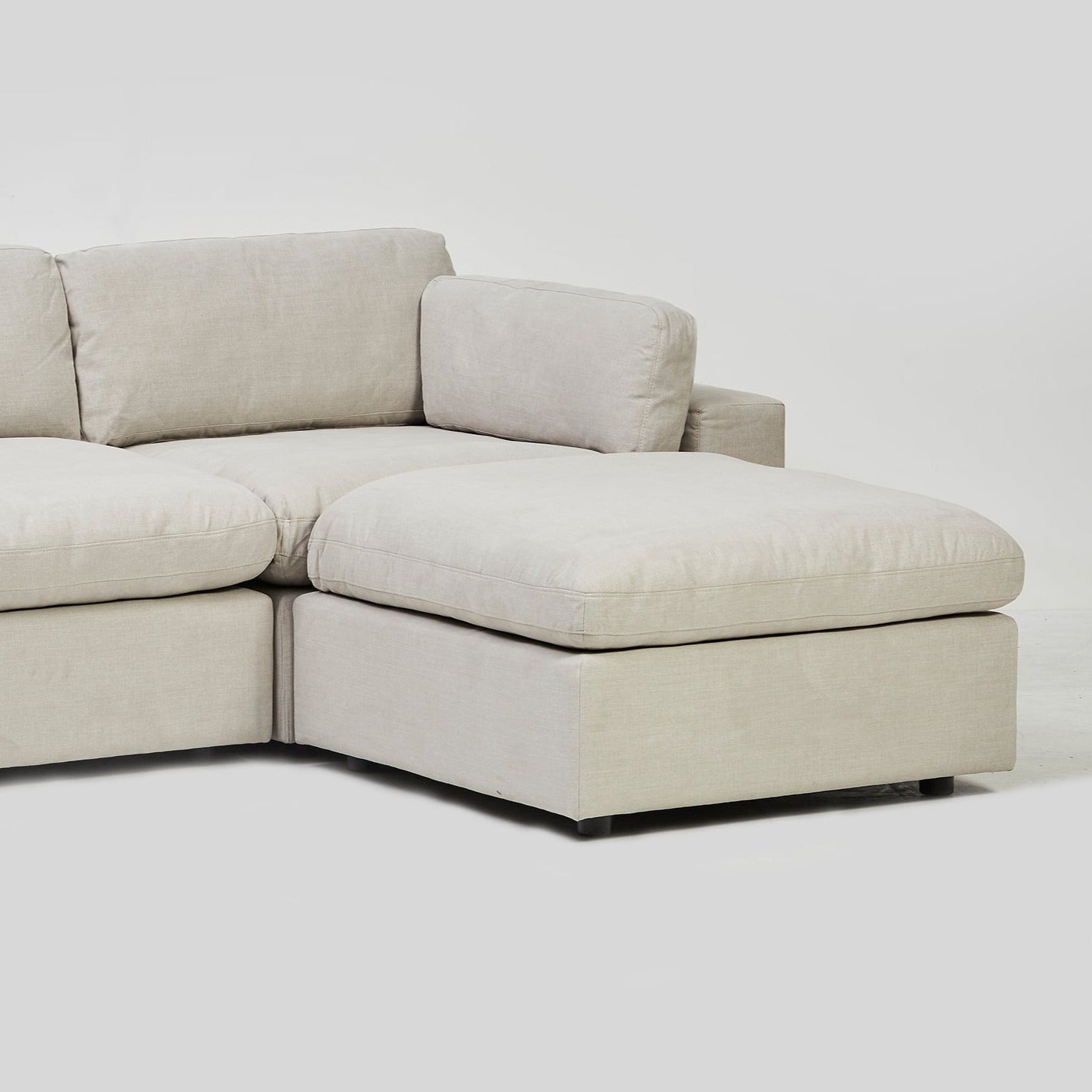 Ivy Corner Sofa in Linnnet Clay (6846070718528) (6985931030592) (14807118020986)