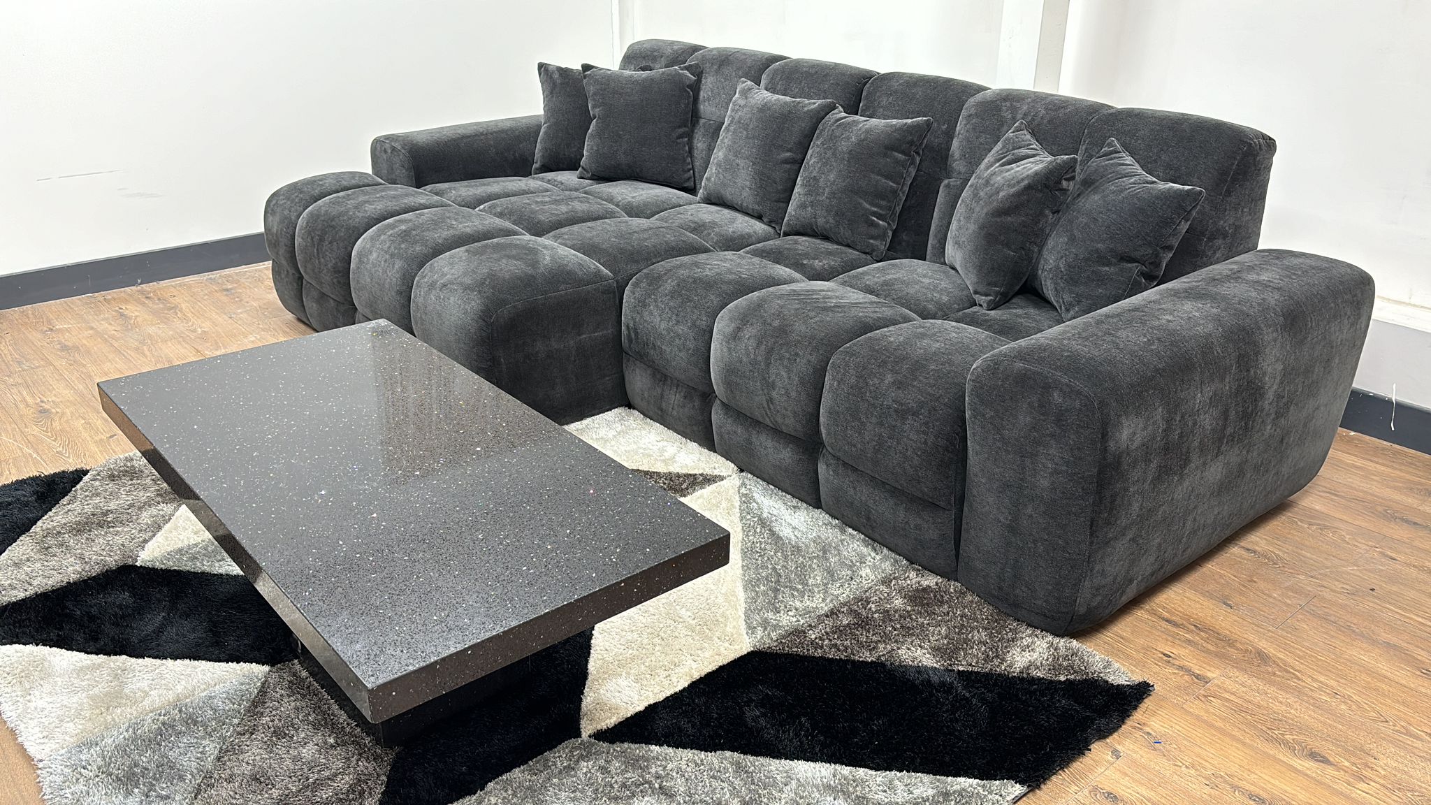 Eve Corner Sofa in Grey (14627509961082)